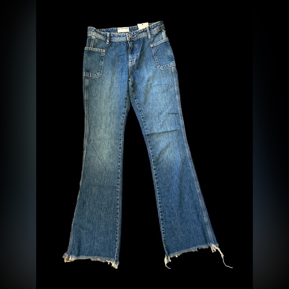 NWT  WE THE FREE IZZY LOW RISE FLARE SIZE 26 - Picture 4 of 8